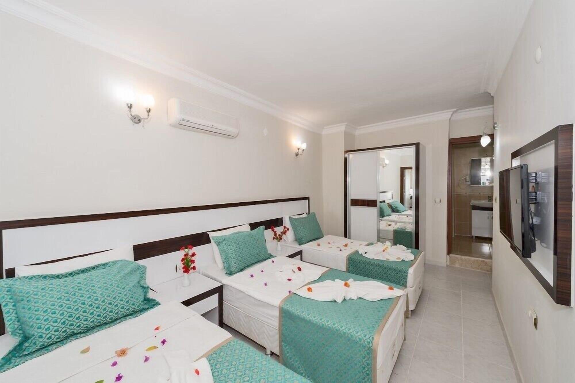 Otel Carpe Diem Gold Финике Экстерьер фото