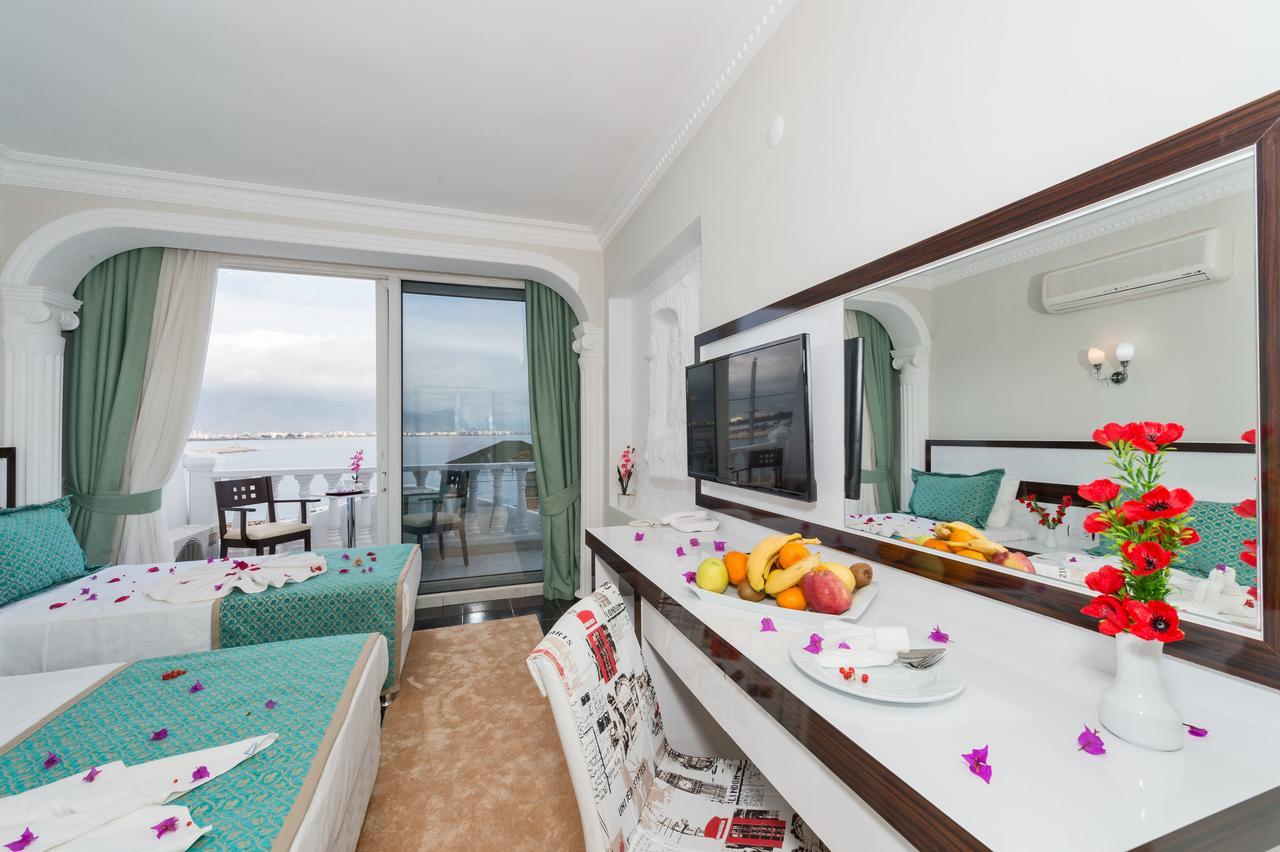 Otel Carpe Diem Gold Финике Экстерьер фото